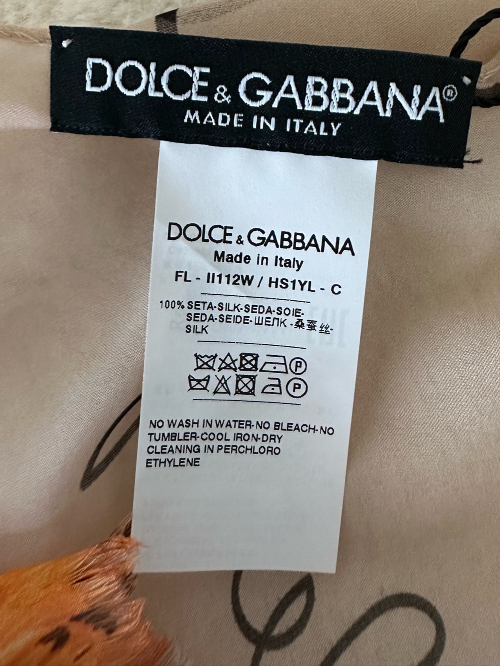 Dolce & Gabbana “L’Amore È Bellezza” Silk Chiffon Stole Scarf, 2017. NWT - Picture 5 of 11